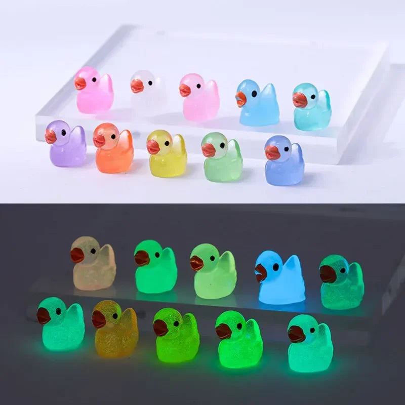 200/100/50pcs Luminous Mini Ducks Moss Microlandscape Miniature Duck Figurines Fairy Garden Access Home Decor Glow in The Dark