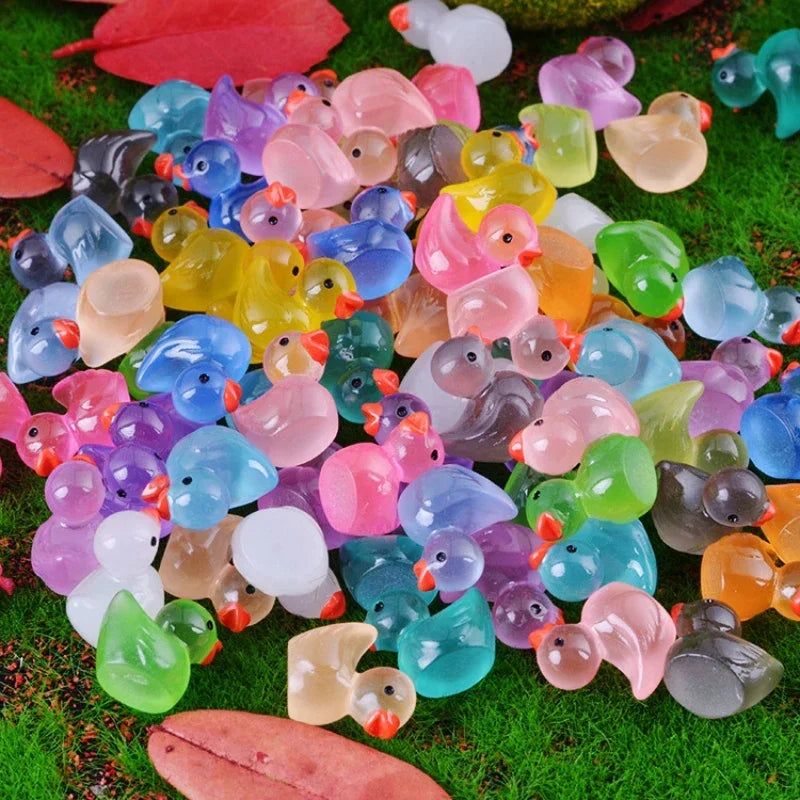 200/100/50pcs Luminous Mini Ducks Moss Microlandscape Miniature Duck Figurines Fairy Garden Access Home Decor Glow in The Dark
