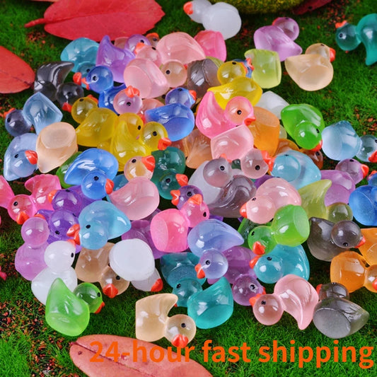200/100/50pcs Luminous Mini Ducks Moss Microlandscape Miniature Duck Figurines Fairy Garden Access Home Decor Glow in The Dark